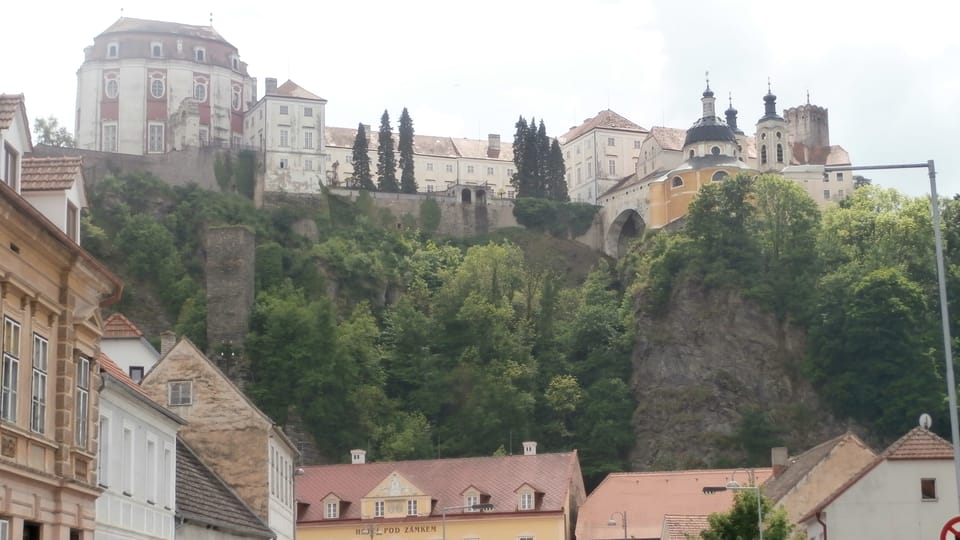 Zámek ve Vranově nad Dyjí | foto: Klub občanů ČR v Bratislavě Zámek ve Vranově nad Dyjí | foto: Klub občanů ČR v Bratislavě