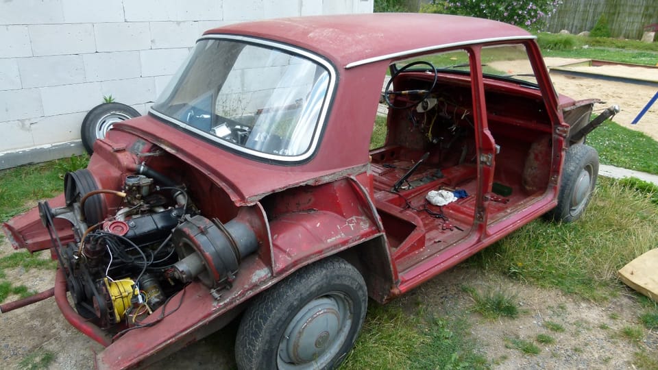 Původní škodovku je třeba rozebrat Původní škodovku je třeba rozebrat