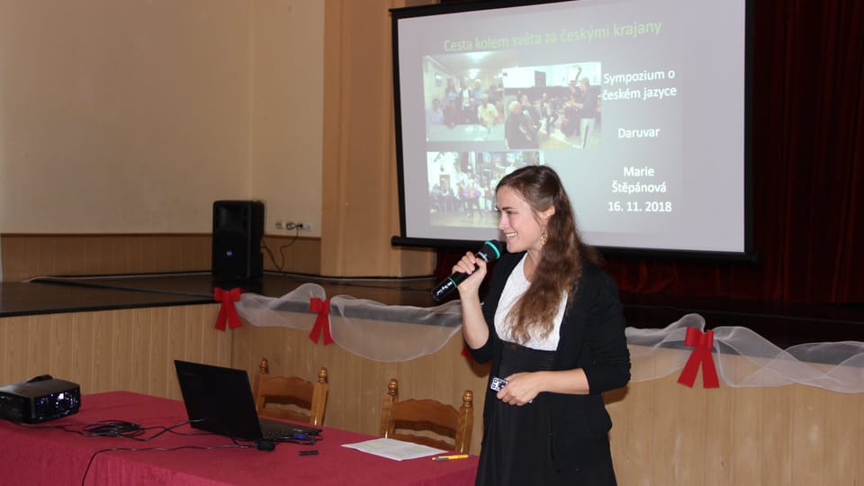Marie Štěpánová z FF UK představila četné krajanské komunity, které navštívila v různých koutech světa Marie Štěpánová z FF UK představila četné krajanské komunity, které navštívila v různých koutech světa