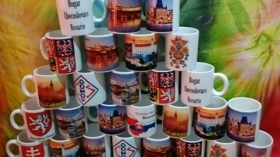 Hrnečky připomínající argentinským krajanům domovinu jejich předků Hrnečky připomínající argentinským krajanům domovinu jejich předků