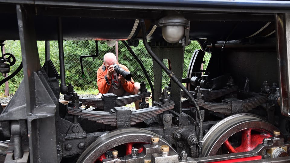 Parní lokomotiva U 57.001 čeká na odjezd v Třemešené ve Slezsku | Foto: Břetislav Tureček,  Radio Prague International