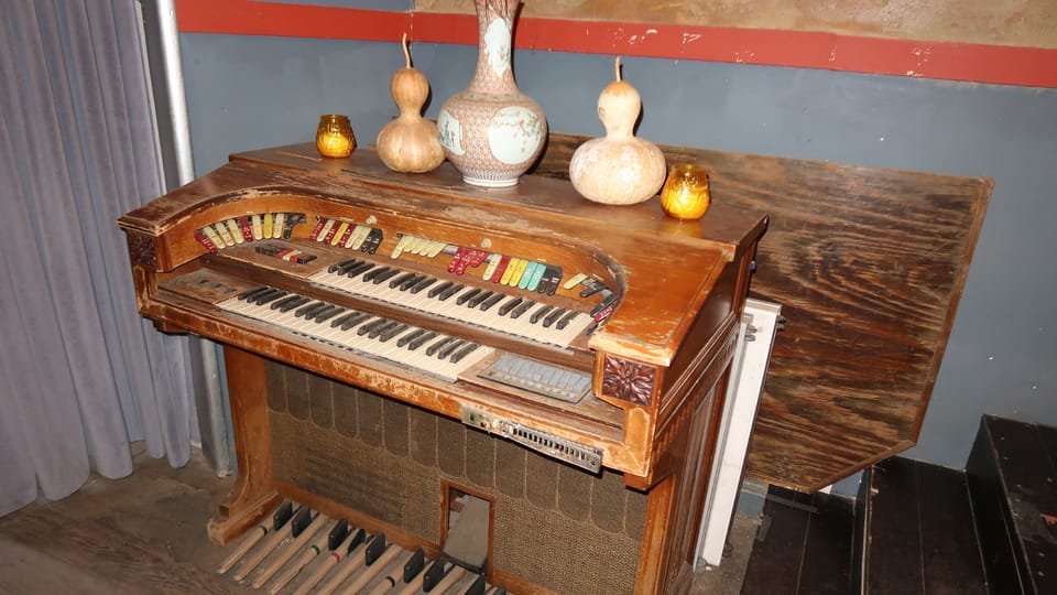 Harmonium sloužilo jako hudební doprovod k němým filmům | Foto: Ája Bufka Harmonium sloužilo jako hudební doprovod k němým filmům | Foto: Ája Bufka