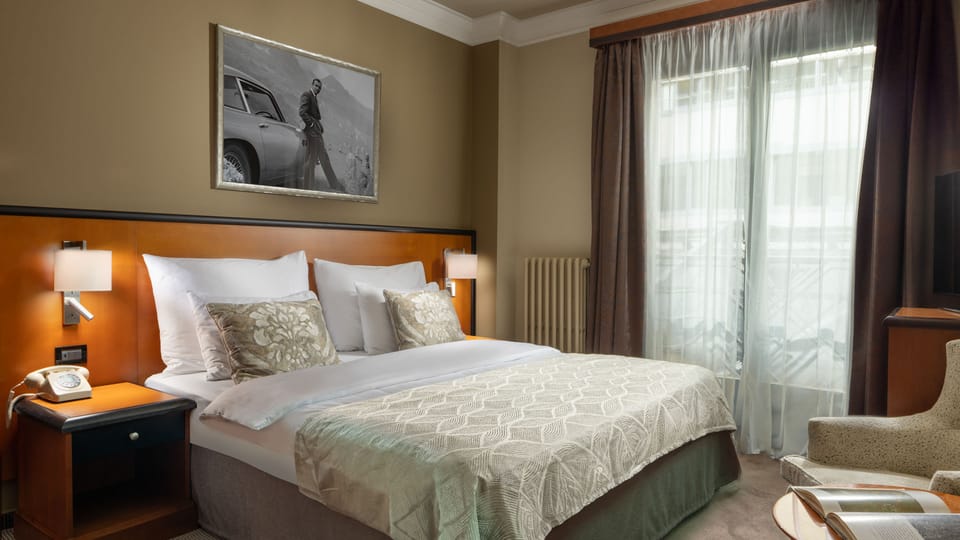 Pohodlné dvojlůžko v apartmánu | Foto: Filip Obr, Hotel Jalta Pohodlné dvojlůžko v apartmánu | Foto: Filip Obr, Hotel Jalta