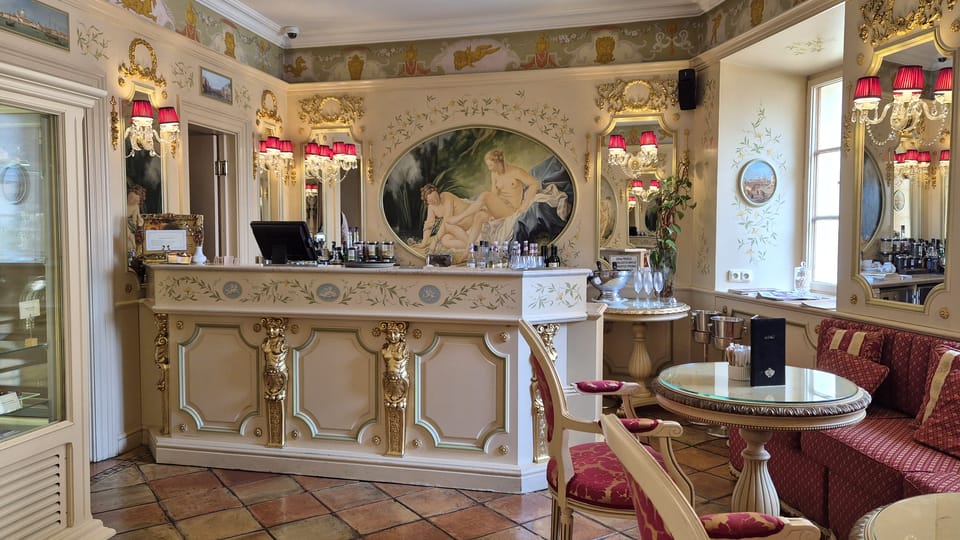 Café Barocco Veneziano nabízí originální kávu a italské zákusky | Foto: Petr Lukeš, Radio Prague International Café Barocco Veneziano nabízí originální kávu a italské zákusky | Foto: Petr Lukeš, Radio Prague International