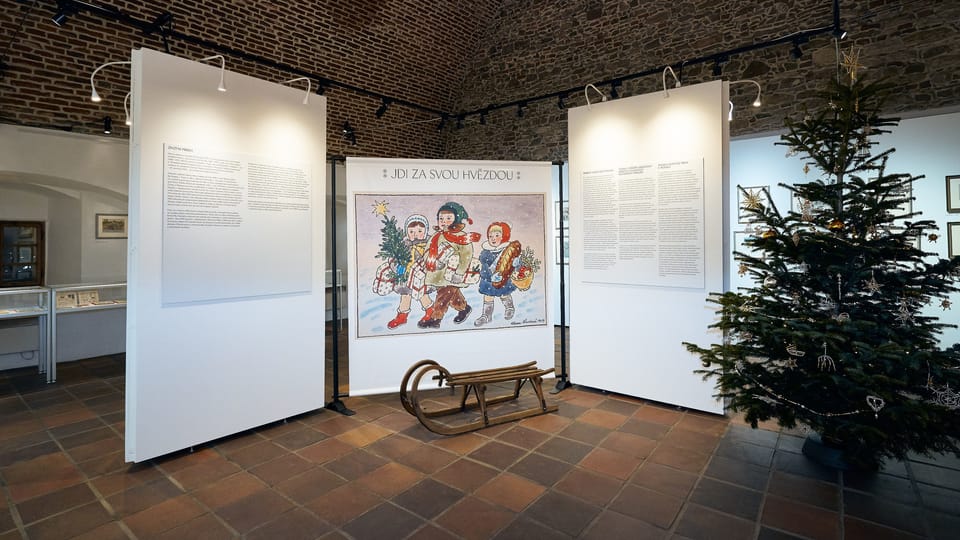 Z výstavy Hvězda Aleny Ladové | Foto: Michal Böhm, Galerie Vyšehrad Z výstavy Hvězda Aleny Ladové | Foto: Michal Böhm, Galerie Vyšehrad