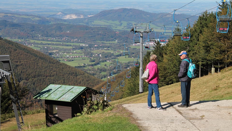 Lanovka na Radhošť, nejznámější horu v Moravskoslezských Beskydech | Foto: Ondřej Tomšů, Radio Prague International Lanovka na Radhošť, nejznámější horu v Moravskoslezských Beskydech | Foto: Ondřej Tomšů, Radio Prague International