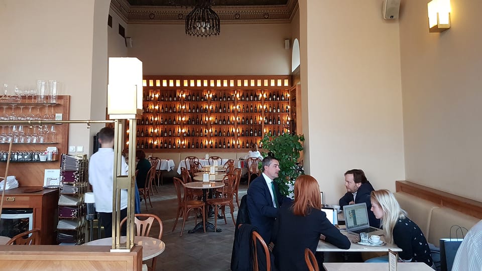 Café Savoy, foto: Ondřej Tomšů Café Savoy, foto: Ondřej Tomšů