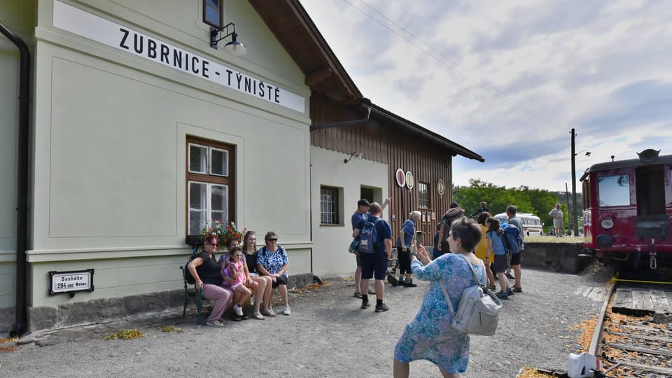  Zubrnické nádraží láká turisty i filmaře | Foto: Břetislav Tureček,  Radio Prague International