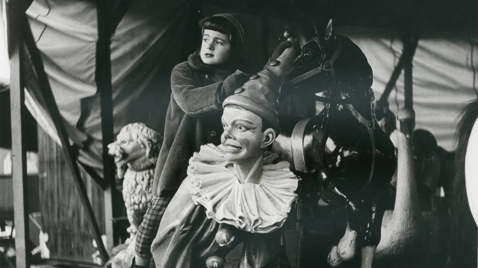 Z cyklu Matějská pouť, 1960 | Foto: Dagmar Hochová, Moravská galerie Brno Z cyklu Matějská pouť, 1960 | Foto: Dagmar Hochová, Moravská galerie Brno
