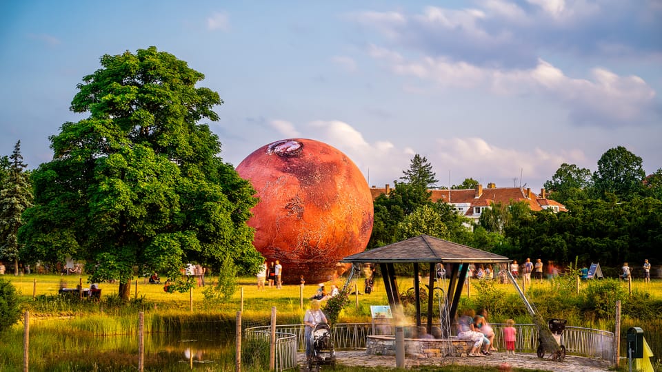 Model Marsu - Marsmeloun | Foto: Michal Bernátek,  Hvězdárna a planetárium Brno