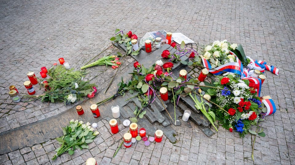 Pieta k výročí upálení Jana Palacha | Foto: Zuzana Jarolímková, iROZHLAS.cz Pieta k výročí upálení Jana Palacha | Foto: Zuzana Jarolímková, iROZHLAS.cz