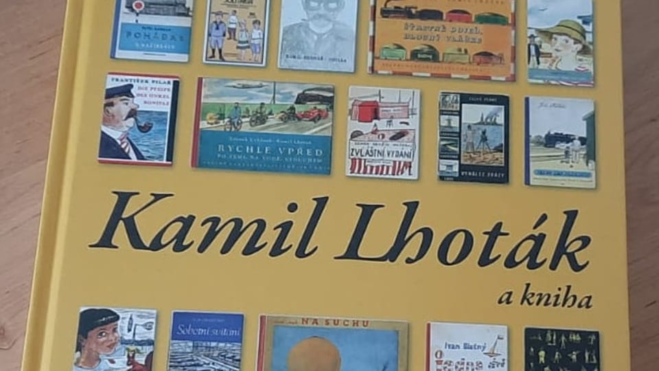 Kamil Lhoták a kniha | Foto: nakladatelství Vltavín Kamil Lhoták a kniha | Foto: nakladatelství Vltavín