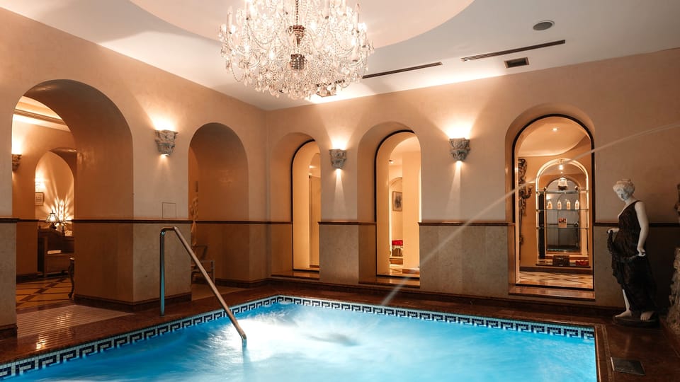 Relaxační bazén v podzemních lázních | Foto: Alchymist Grand Hotel and Spa Relaxační bazén v podzemních lázních | Foto: Alchymist Grand Hotel and Spa