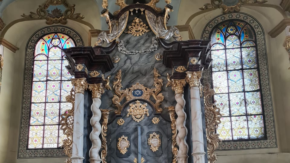 Oltář židovské synagogy v Rakovníku | Foto: Klára Stejskalová, Radio Prague International Oltář židovské synagogy v Rakovníku | Foto: Klára Stejskalová, Radio Prague International