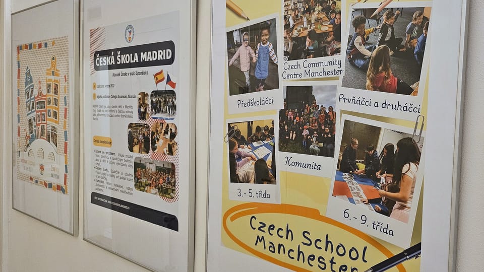 Výstava o českých školách v zahraničí | Foto: Klára Stejskalová, Radio Prague International Výstava o českých školách v zahraničí | Foto: Klára Stejskalová, Radio Prague International
