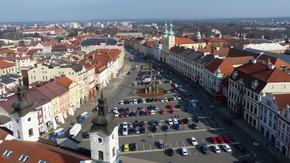 Pohled z Bílé veže na Velké náměstí v Hradci Králové | Foto: Klára Stejskalová,  Radio Prague International