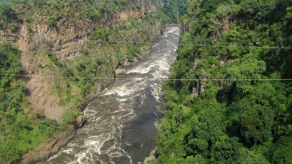 Zambezi je čtvrtá nejdelší africká řeka | Foto: Klára Stejskalová, Radio Prague International Zambezi je čtvrtá nejdelší africká řeka | Foto: Klára Stejskalová, Radio Prague International