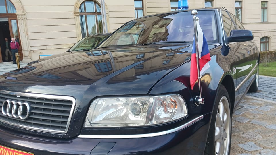 Audi A8 prezidenta Václava Klause | Foto: Lenka Žižková, Radio Prague International Audi A8 prezidenta Václava Klause | Foto: Lenka Žižková, Radio Prague International