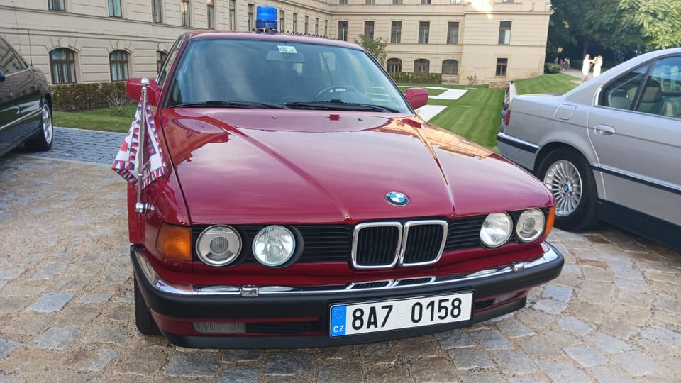 BMW 735, které od roku 1991 používal prezident Václav Havel | Foto: Lenka Žižková, Radio Prague International BMW 735, které od roku 1991 používal prezident Václav Havel | Foto: Lenka Žižková, Radio Prague International