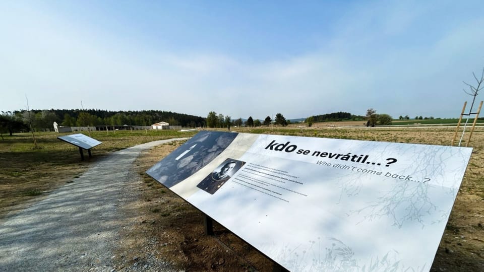 Památník holokaustu Romů a Sintů v Čechách | Foto: Matěj Vodička, Český rozhlas Památník holokaustu Romů a Sintů v Čechách | Foto: Matěj Vodička, Český rozhlas