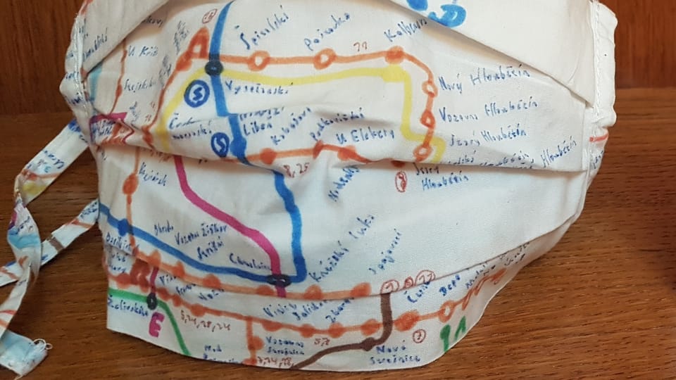 Rouška na pomoc autistickým dětem, foto: Zdeňka Kuchyňová Rouška na pomoc autistickým dětem, foto: Zdeňka Kuchyňová