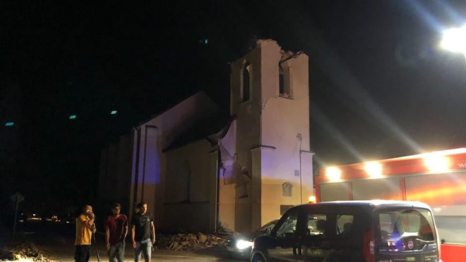 Kostel sv. Bartoloměje v Hruškách přišel kvůli tornádu o střechu | Foto: Petr Tichý, Český rozhlas Kostel sv. Bartoloměje v Hruškách přišel kvůli tornádu o střechu | Foto: Petr Tichý, Český rozhlas
