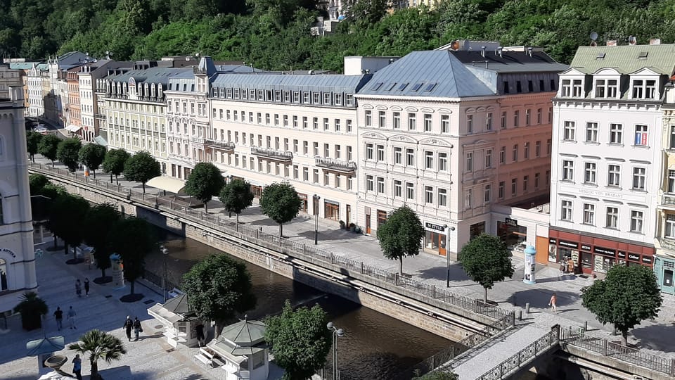 Nábřeží řeky Teplé nabízí téměř přímořskou atmosféru | Foto: Libor Kukal, Radio Prague International Nábřeží řeky Teplé nabízí téměř přímořskou atmosféru | Foto: Libor Kukal, Radio Prague International