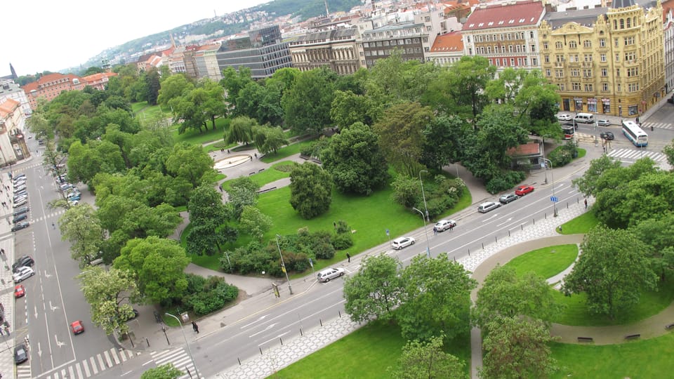 Karlovo náměstí z věže Novoměstské radnice, foto: Kristýna Maková Karlovo náměstí z věže Novoměstské radnice, foto: Kristýna Maková