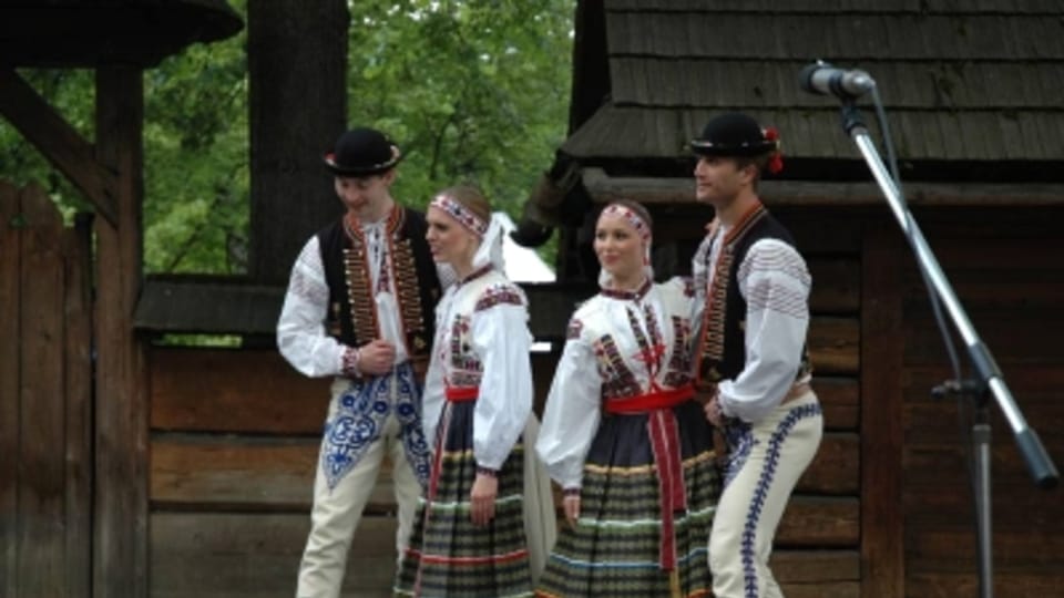 Folklorní soubor Ondráš, foto: vusondras.cz Folklorní soubor Ondráš, foto: vusondras.cz