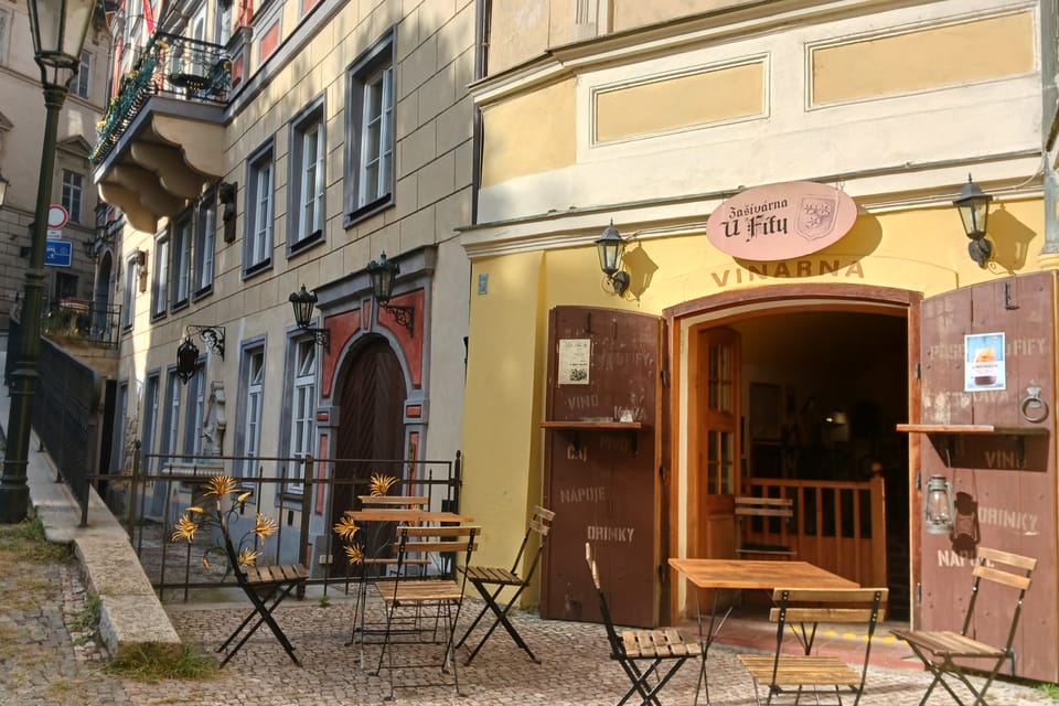 Malebná Sněmovní ulice v podhradí | Foto: Lenka Žižková, Radio Prague International Malebná Sněmovní ulice v podhradí | Foto: Lenka Žižková, Radio Prague International
