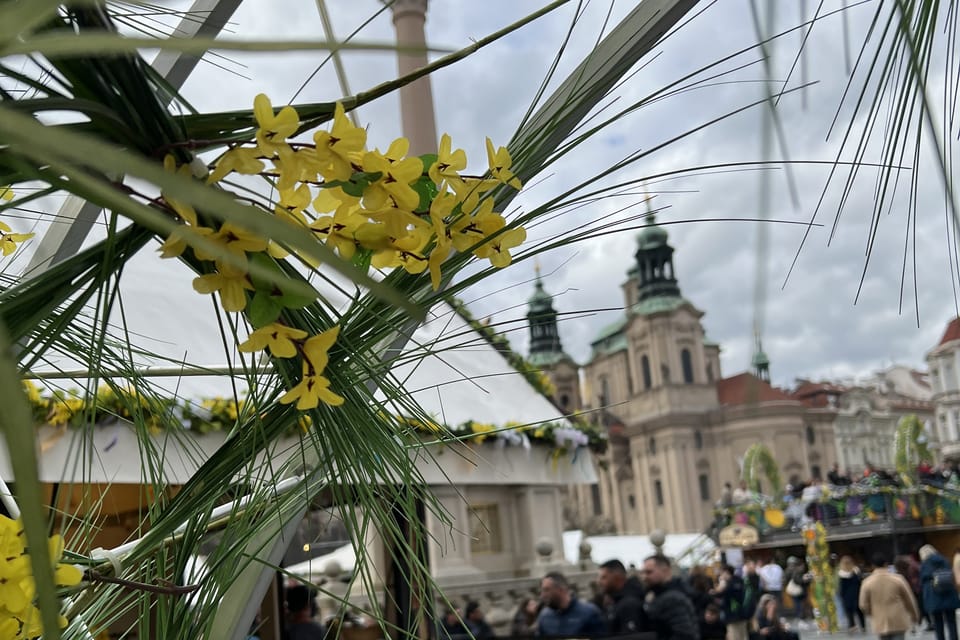 Velikonoční trhy na Staroměstském náměstí | Foto: Kateřina Ayzpurvit, Radio Prague International Velikonoční trhy na Staroměstském náměstí | Foto: Kateřina Ayzpurvit, Radio Prague International