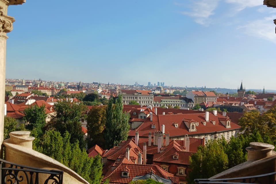 Vyhlídka na Prahu z belvederu Malé Fürstenberské zahrady | Foto: Lenka Žižková, Radio Prague International Vyhlídka na Prahu z belvederu Malé Fürstenberské zahrady | Foto: Lenka Žižková, Radio Prague International