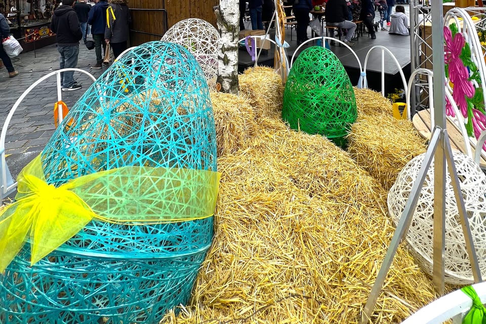 Velikonoční trhy na Staroměstském náměstí | Foto: Kateřina Ayzpurvit, Radio Prague International Velikonoční trhy na Staroměstském náměstí | Foto: Kateřina Ayzpurvit, Radio Prague International