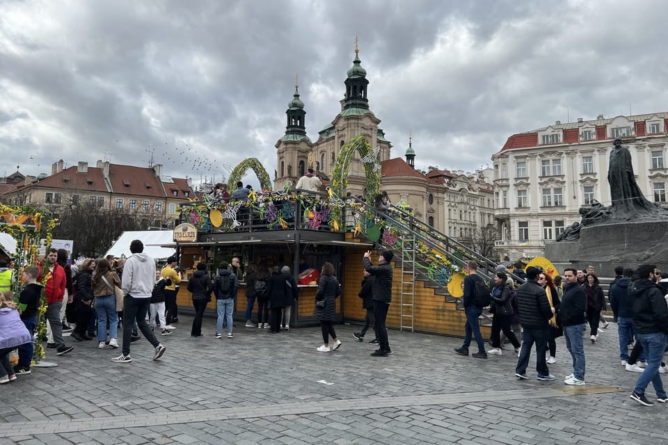 Velikonoční trhy na Staroměstském náměstí | Foto: Kateřina Ayzpurvit, Radio Prague International Velikonoční trhy na Staroměstském náměstí | Foto: Kateřina Ayzpurvit, Radio Prague International