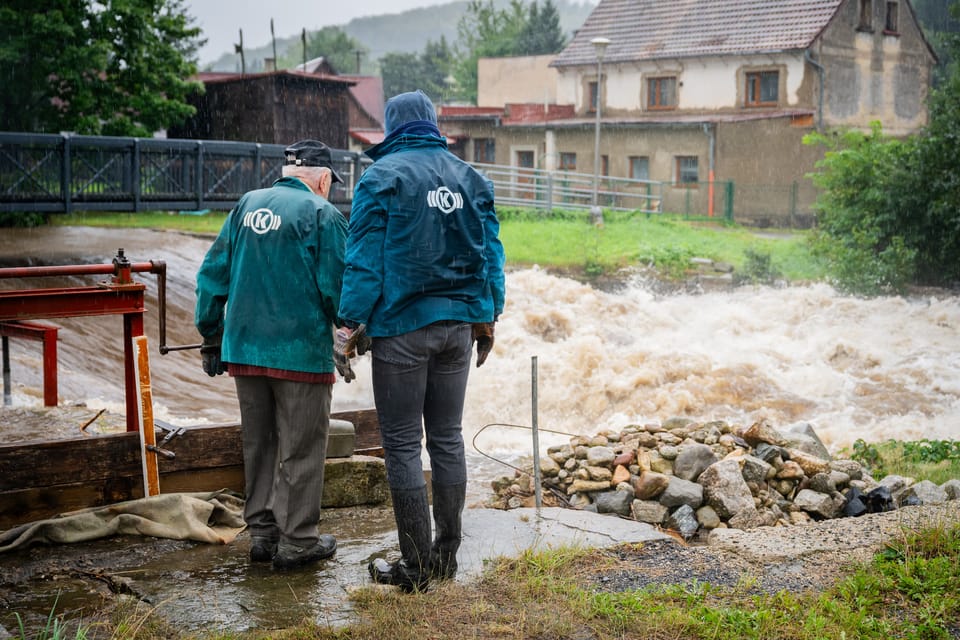 Povodně v obci Lužec pod Smrkem na Frýdlantsku | Foto: Zuzana Jarolímková,  iROZHLAS.cz