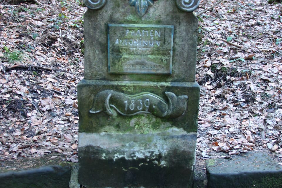Hrubé skály - Antonínův pramen, foto: Štěpánka Budková Hrubé skály - Antonínův pramen, foto: Štěpánka Budková