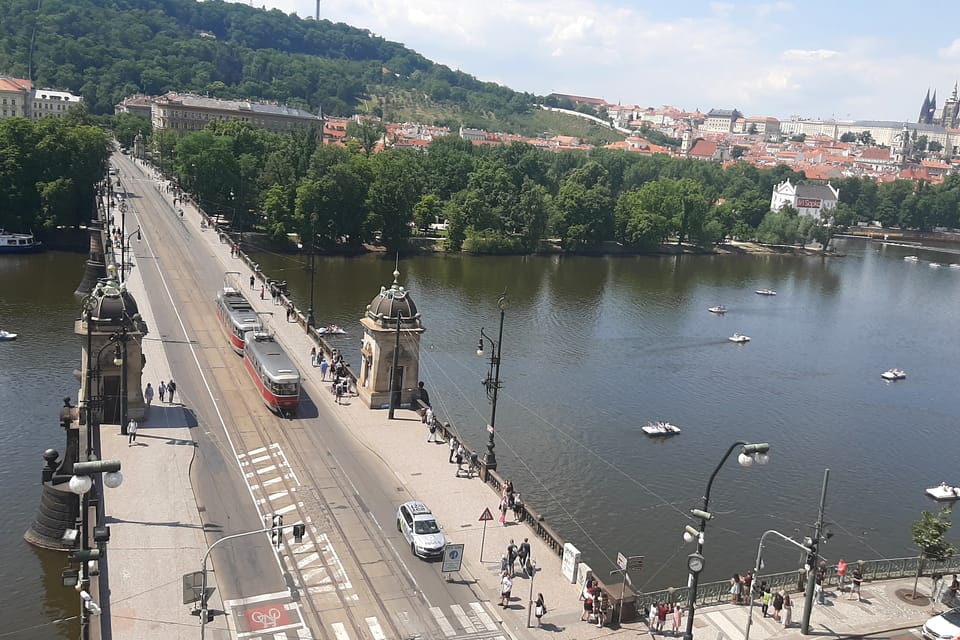 Most Legií,  pohled z vyhlídkové terasy Národního divadla | Foto: Lenka Žižková,  Radio Prague International