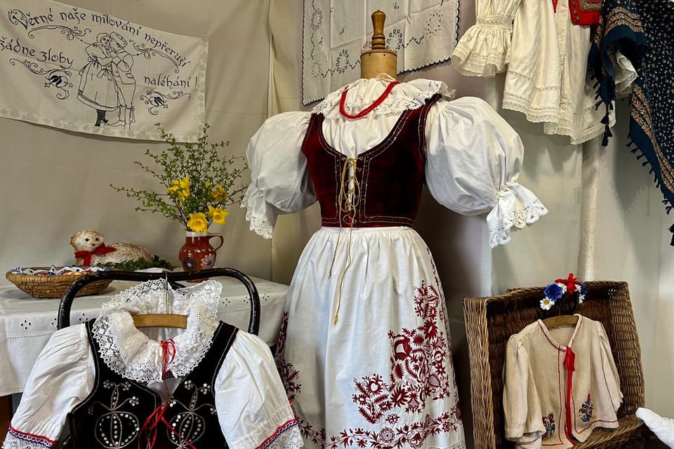 Ze zahrádkářské výstavy s názvem Velikonoce - svátky jara v Častolovicích | Foto: Zdeněk Novák, Český rozhlas Ze zahrádkářské výstavy s názvem Velikonoce - svátky jara v Častolovicích | Foto: Zdeněk Novák, Český rozhlas