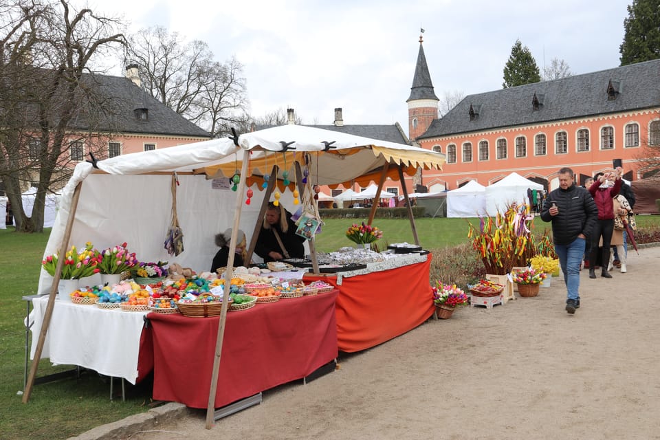 Velikonoční řemeslné trhy na zámku Sychrov | Foto: Barbora Němcová, Radio Prague International Velikonoční řemeslné trhy na zámku Sychrov | Foto: Barbora Němcová, Radio Prague International