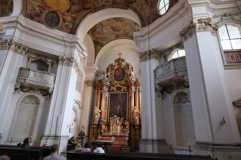 Kostel sv. Jana Nepomuckého na Hradčanech | Foto: Bohumil Šimčík,  Radio Prague International