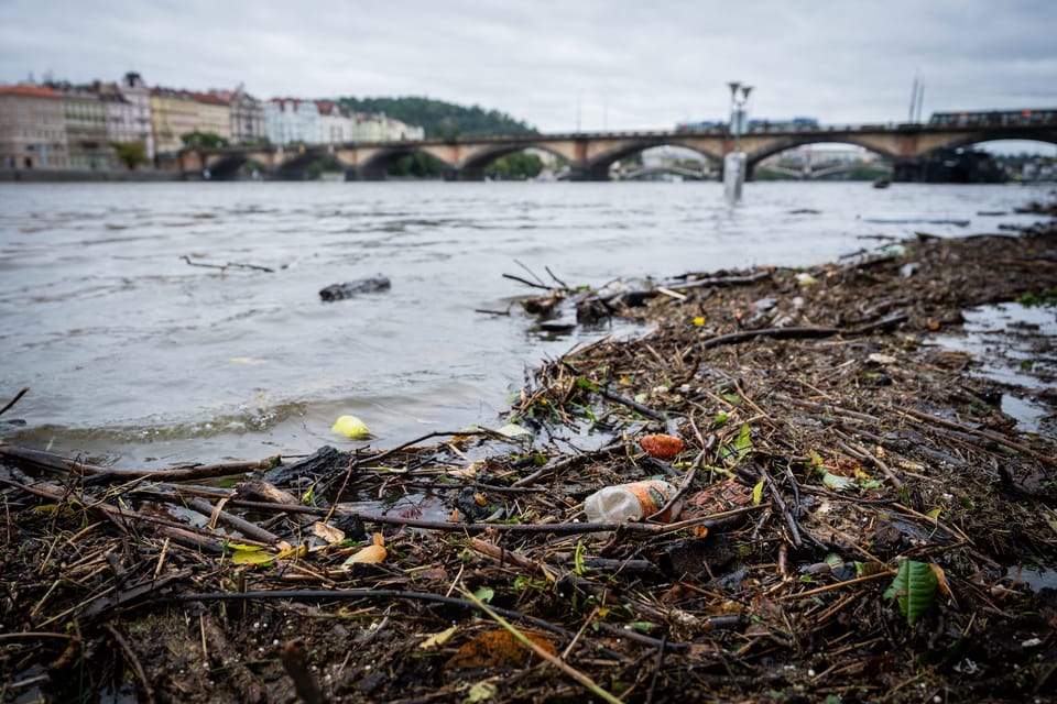 Zaplavená pražská náplavka | Foto: Zuzana Jarolímková,  iROZHLAS.cz