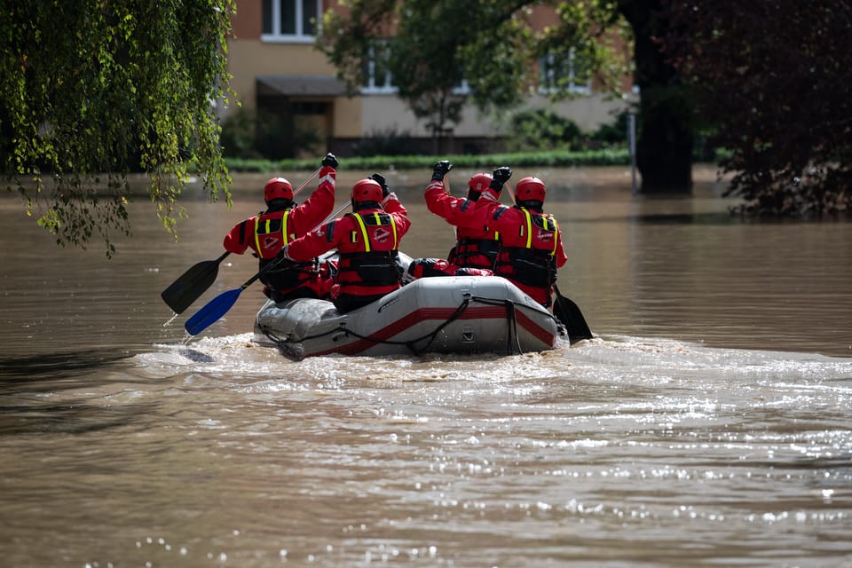 Více než stoletá voda se prohnala sídlištěm Opavy Kateřinky | Foto: René Volfík,  iROZHLAS.cz