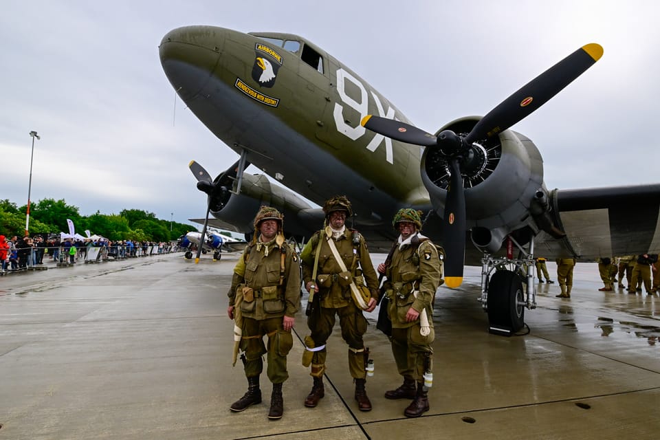 Na Aviatické pouti nechybí historické ani moderní letouny | Foto: Petr Bušta,  Český rozhlas