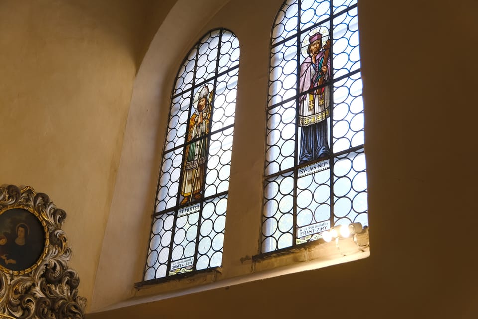 Kostel sv. Václava v Nehvizdech | Foto: Bohumil Šimčík,  Radio Prague International