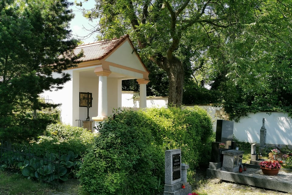 Hrobka Uriky von Levetzow,  Třebívlice | Foto: Klára Stejskalová,  Radio Prague International