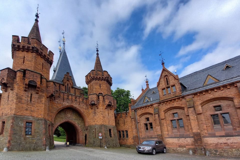 Červený zámek v Hradci nad Moravicí | Foto: Petra Štrymplová, Český rozhlas Červený zámek v Hradci nad Moravicí | Foto: Petra Štrymplová, Český rozhlas