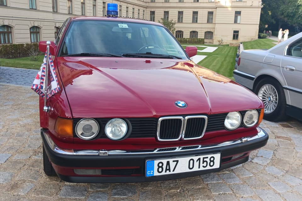 BMW 735,  které od roku 1991 používal prezident Václav Havel | Foto: Lenka Žižková,  Radio Prague International
