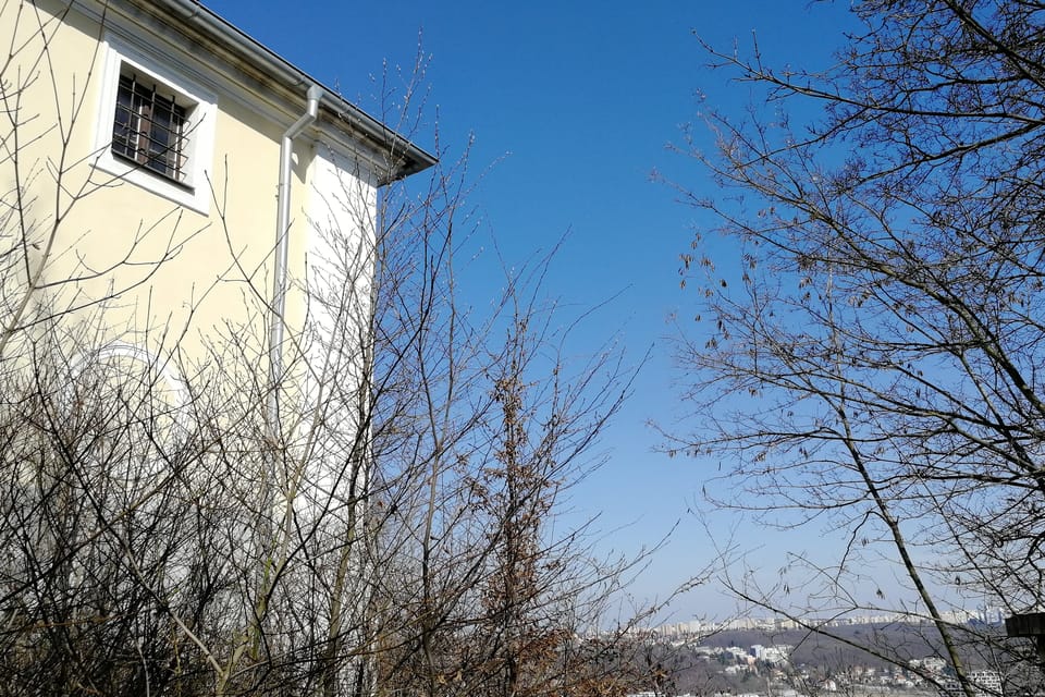 Kostel sv. Jana Nepomuckého, foto: Štěpánka Budková Kostel sv. Jana Nepomuckého, foto: Štěpánka Budková