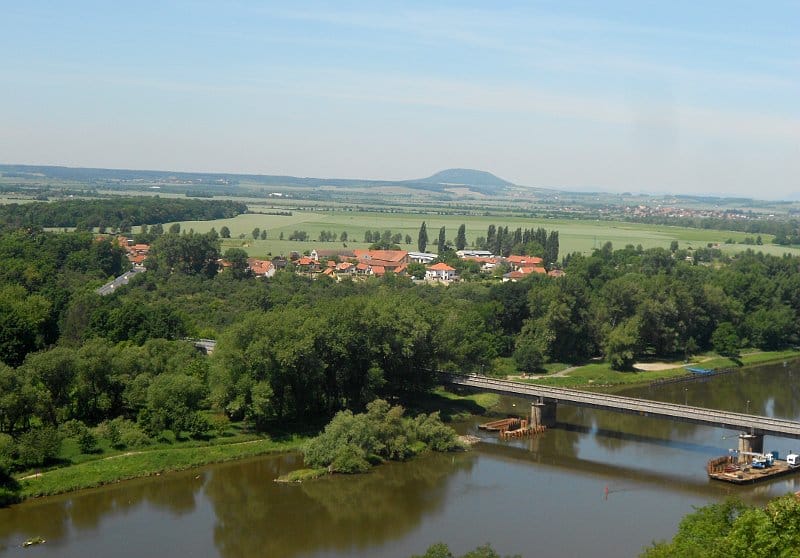 Soutok Labe A Vltavy - Významná Dominanta Města Mělníka | Radio Prague ...